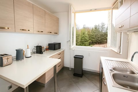 Pied-à-terre - Apartment 75m2 - free parking Apartment in Lyon