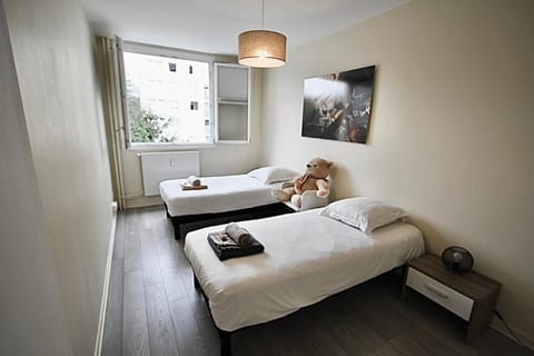 Pied-à-terre - Apartment 75m2 - free parking Apartment in Lyon