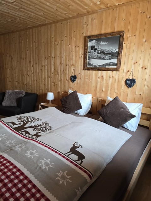 Gotschnagrat Bergrestaurant- Best Panoramic View Hostel in Davos