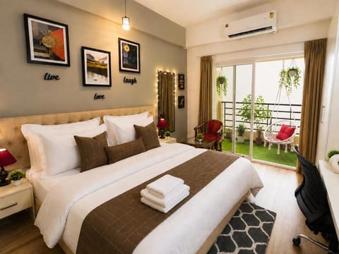 Bed, Bedroom