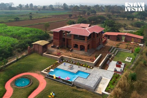 Property building, Garden, Pool view
