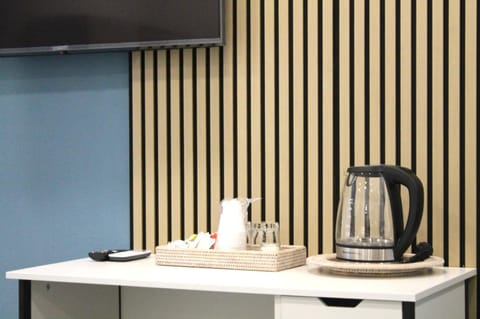 Coffee/tea facilities, Kitchen or kitchenette