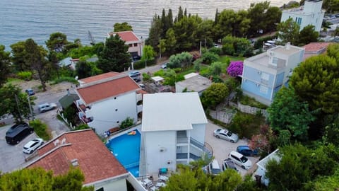 Dilan apartments by the sea Apartment in Montenegro