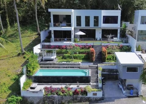 Natural landscape, Balcony/Terrace, Mountain view, Swimming pool, Inner courtyard view