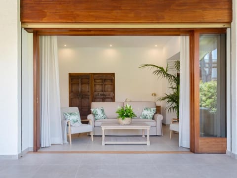 Patio, Balcony/Terrace, Living room