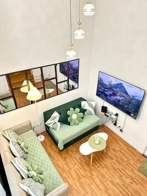 TV and multimedia, Living room, Seating area