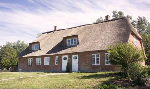 Exclusive Apartment in a beautiful restored north frisian house Apartment in Nordfriesland