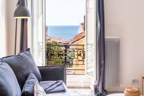 Living room, Sea view