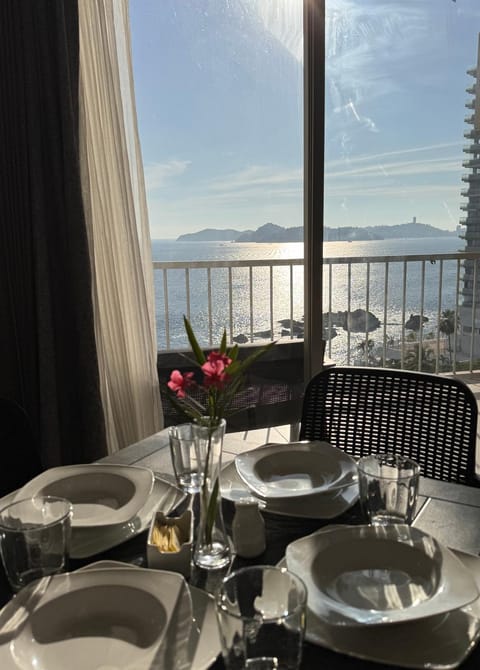 Day, Natural landscape, View (from property/room), Balcony/Terrace, Sea view