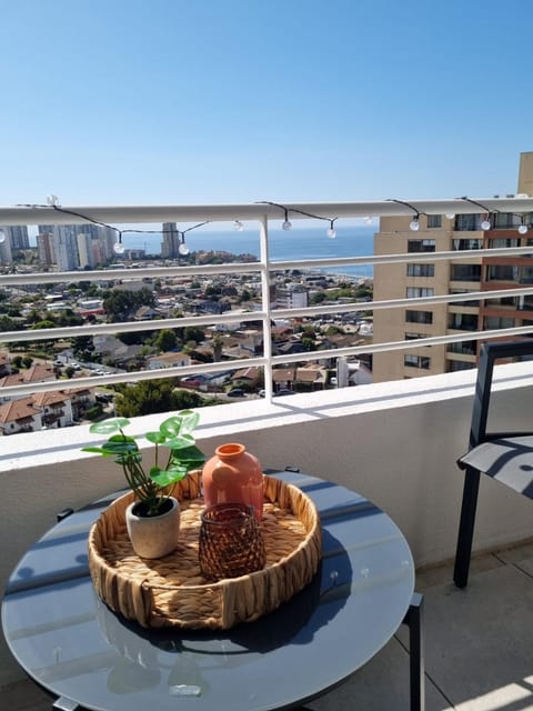 Day, Natural landscape, Balcony/Terrace, City view, Sea view