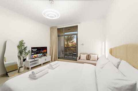 TV and multimedia, Photo of the whole room, towels