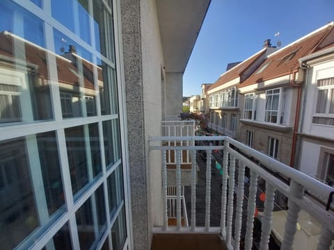 Property building, Day, View (from property/room), Balcony/Terrace