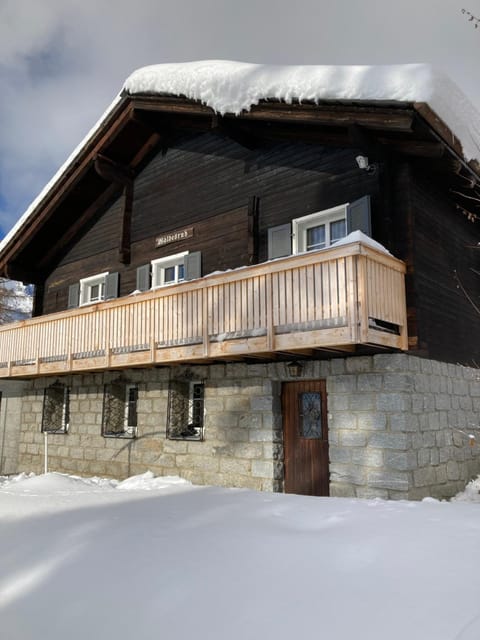 Property building, Winter