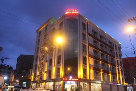 Facade/entrance, Off site