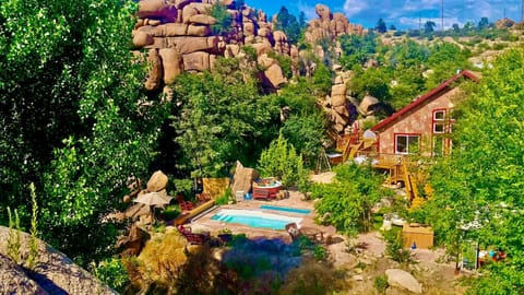 Property building, Natural landscape, Mountain view, Swimming pool