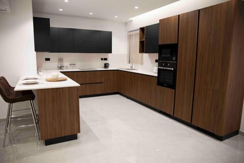 Flat 3, nearby Beaches & Countryside, with Terrace Apartment in Saint Paul's Bay