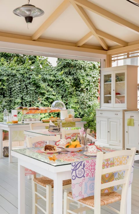 Garden, Buffet breakfast