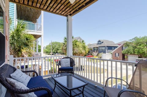 Retreat Yo Self by Bryant Real Estate House in Carolina Beach