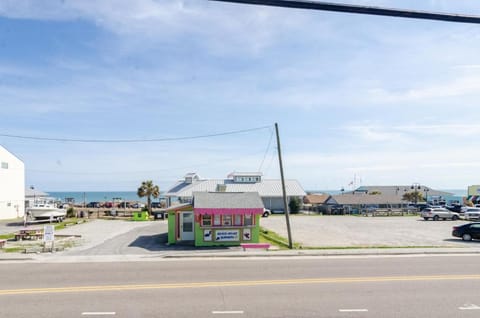 Petersons Apt A by Bryant Real Estate House in Kure Beach