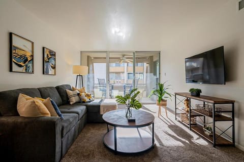 Living room, Seating area, Evening entertainment