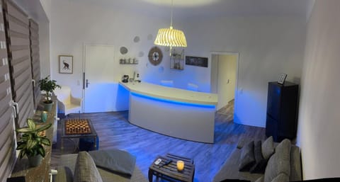 Living room, Lounge or bar, Seating area