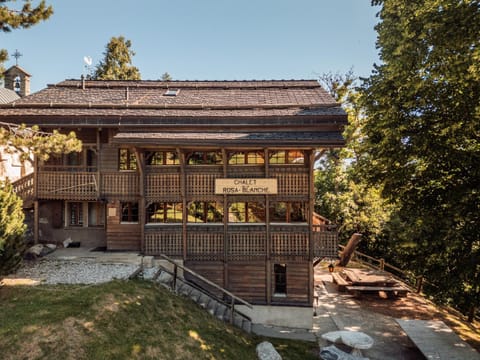 Property building, Spring, Garden, Garden view