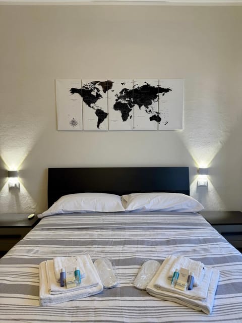 Modern Home near Hospital and City Center Apartment in Parma