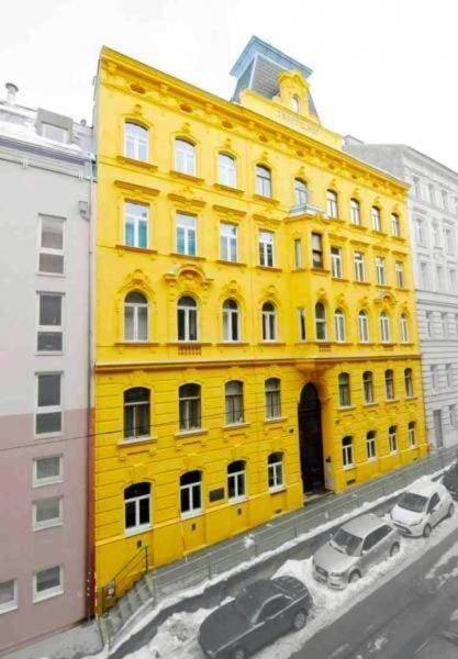 Property building, Facade/entrance, Winter