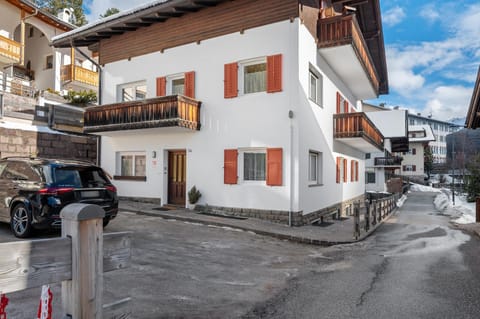 Apartments Goller Apartment in Ortisei