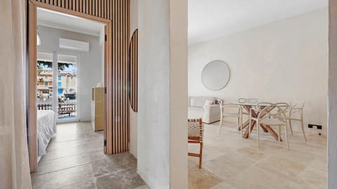 Facade/entrance, Living room