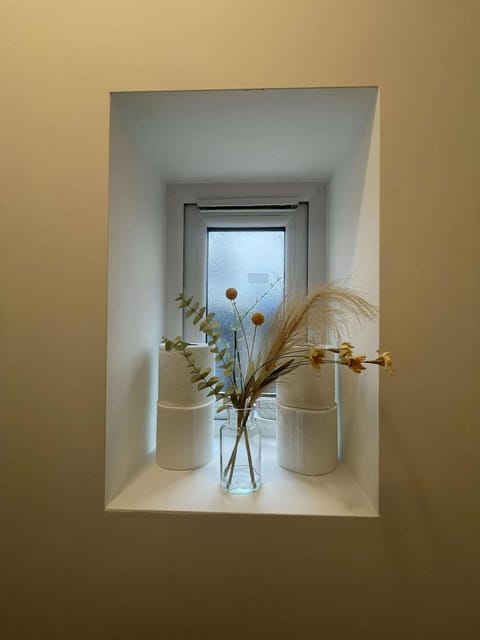 The Crescent-Modern Coastal Home House in Blackpool