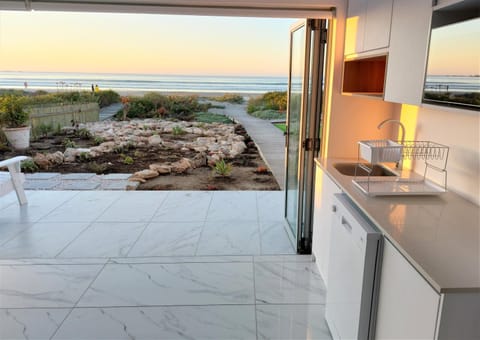 Patio, Beach, Sea view, kitchen