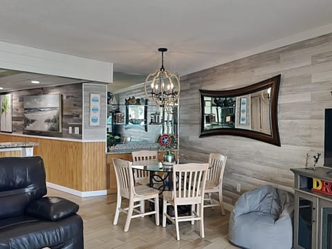 Edgewater Tower I Apartment in Edgewater Gulf Beach