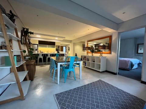 Doverhurst - Sea Point Cape Town Apartment in Sea Point