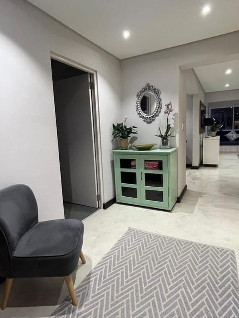 Doverhurst - Sea Point Cape Town Apartment in Sea Point