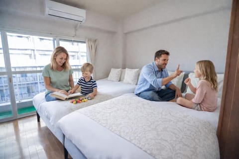 Bed, Photo of the whole room, Bedroom, Guests, children, Family