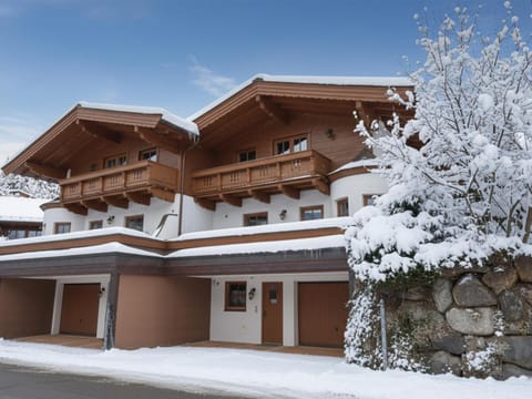 Property building, Winter