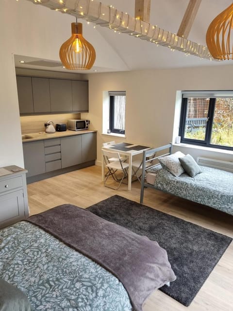 The Garden Room Apartment in Henley-on-Thames