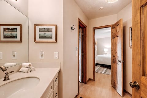 Serenity Ridge Chalet in Sky Valley