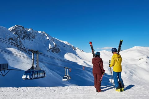 Collina Bed and Breakfast Lenzerheide Bed and Breakfast in Lantsch/Lenz