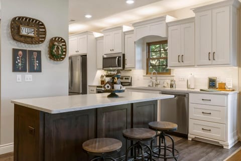 3BR Village At Indian Point 1403 near SDC - Free Tickets Daily up to $500 House in Indian Point