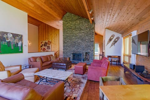 Stratton Mountain Ski House Hot Tub Sauna Shuttle House in Winhall