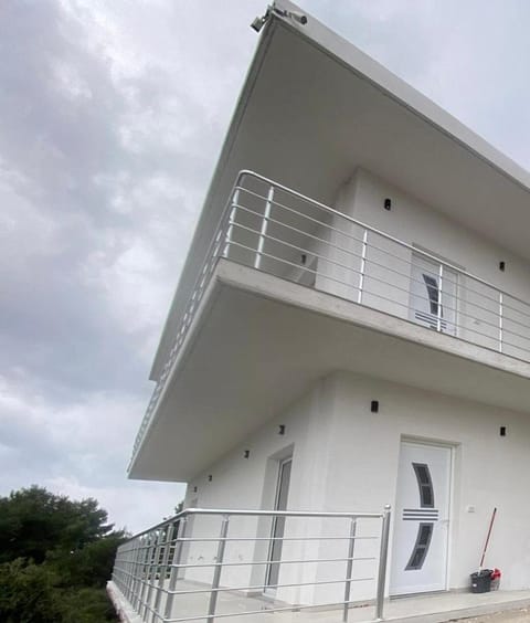 Property building, View (from property/room), Balcony/Terrace