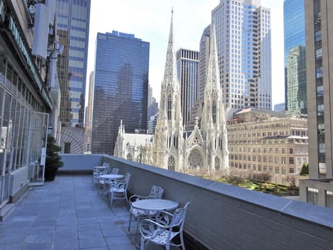 Balcony/Terrace, City view