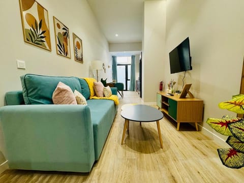 Stylish Studio near City Center Apartment in Valencia