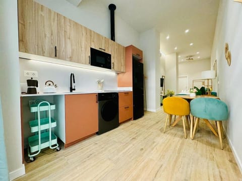 Stylish Studio near City Center Apartment in Valencia