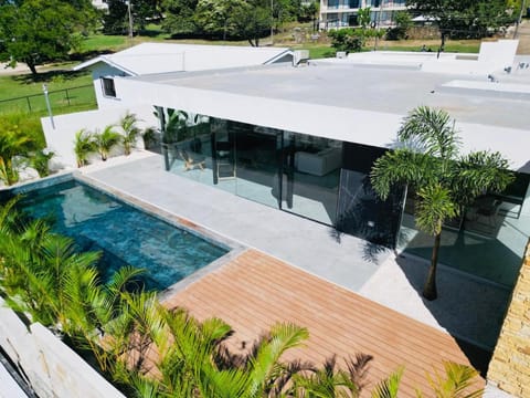 Garden, Swimming pool