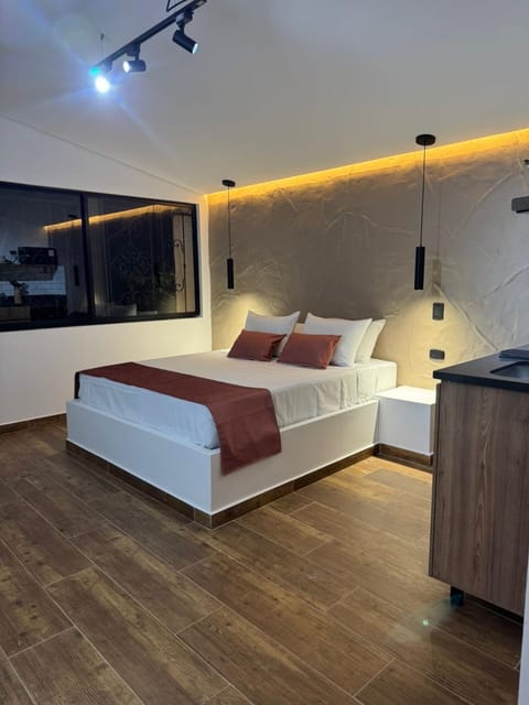 Photo of the whole room, Bedroom