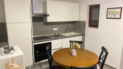 Apartment seafront Juraj Apartment in Šibenik-Knin County, Croatia