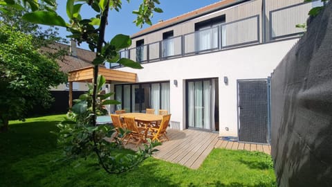 Natural Design Lodge Villa Nomade groupe avec jacuzzi centre de Milly la Forêt ! Villa in Île-de-France